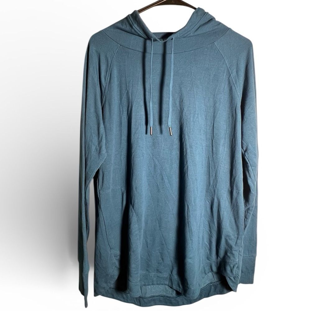 Women’s Lightweight Hooded Pullover Shirt Soft Athletic Long Sleeve Hoodie